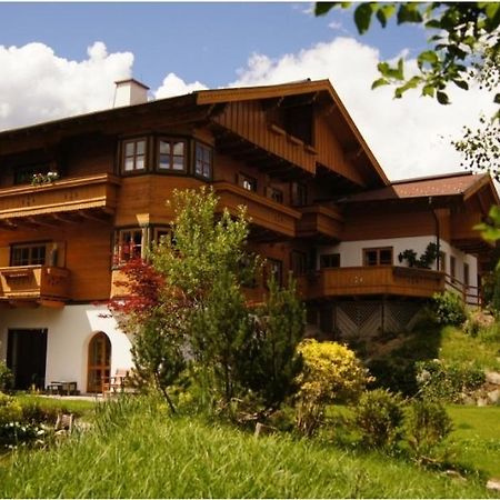 Chalet Lisa 斯拉德明 外观 照片