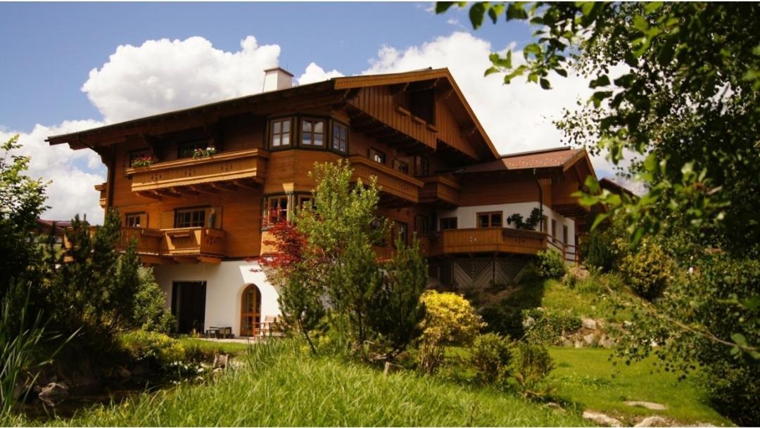 Chalet Lisa 斯拉德明 外观 照片